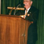 Dictando una conferencia (1999, aprox.)